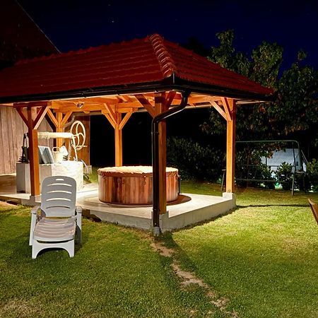 Country House Novosel ดูกาเรซา ภายนอก รูปภาพ